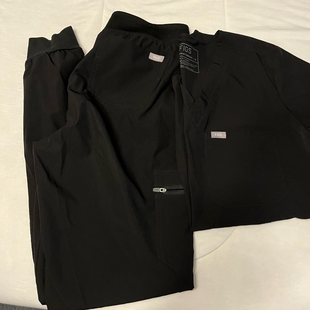 Figs scrubs
